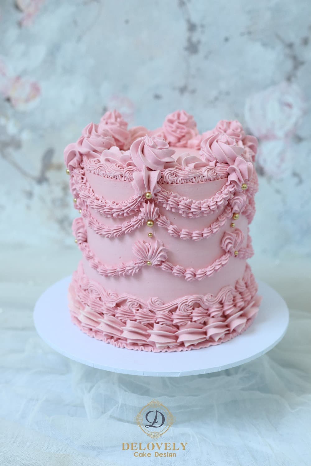 Vintage Deluxe Cake - Pink